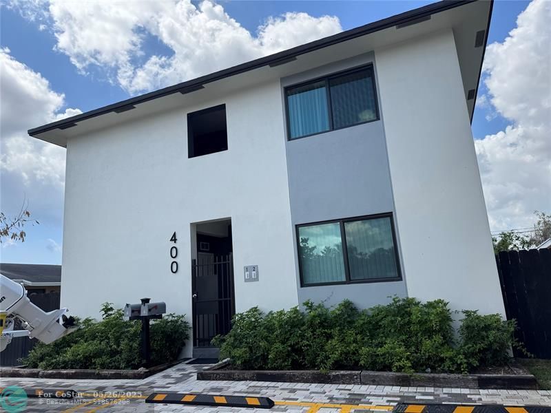 400 NE 30th St in Pompano Beach, FL - Building Photo