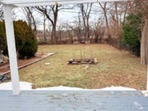 6902 Lyons St in Morton Grove, IL - Building Photo - Building Photo