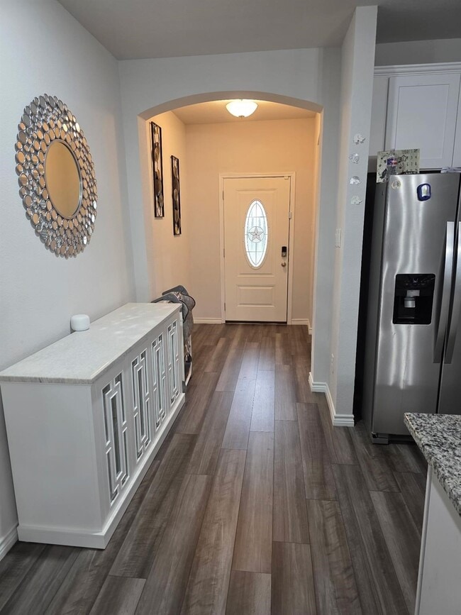 1102 Davy St in Brenham, TX - Building Photo - Building Photo