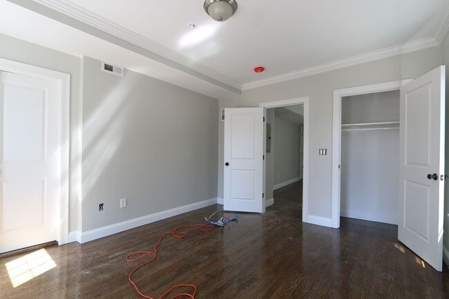 43 Derby St, Unit 1 in Somerville, MA - Building Photo - Building Photo