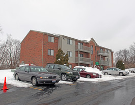 Fox Run Apartments