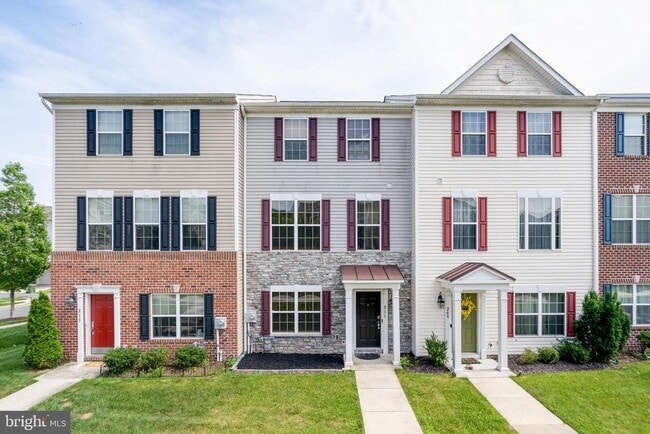 property at 211 Grist Mill Ln