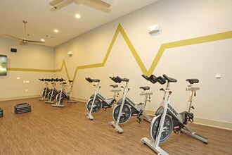 Domain at Waco- STUDENT LIVING in Waco, TX - Foto de edificio - Interior Photo