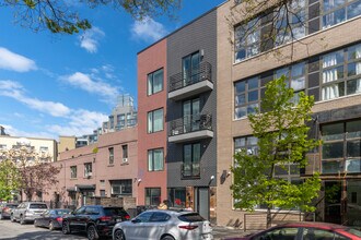 11 Devoe St in Brooklyn, NY - Foto de edificio - Building Photo