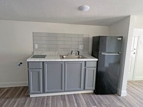 201 Eastwood St in Houston, TX - Building Photo - Building Photo