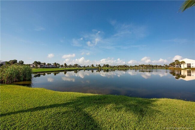 property at 484 NE Plantation Rd