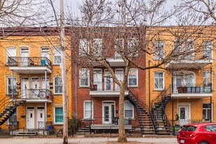 5256-5264 Cartier St in Montréal, QC - Building Photo