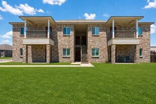 516 E Hazelwood St, Unit A in Princeton, TX - Building Photo