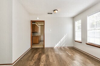 896 Hacienda Dr in Benton, AR - Building Photo - Building Photo