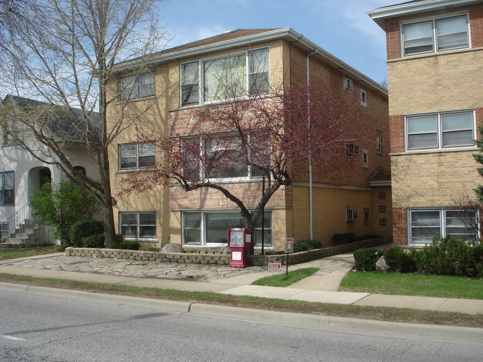 1405 Harlem Ave in Forest Park, IL - Building Photo