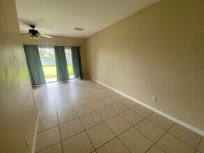9448 Flowering Cottonwood Rd in Orlando, FL - Building Photo - Building Photo