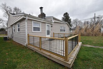 205 S McCarty St in Fortville, IN - Building Photo - Building Photo