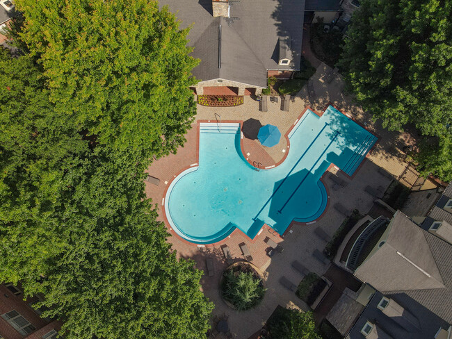 Rock Springs Village in Atlanta, GA - Foto de edificio - Building Photo