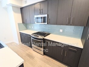 11912 Laurelwood Dr in Los Angeles, CA - Building Photo - Building Photo