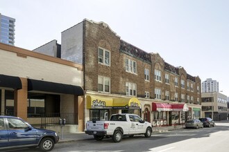 1800 N Farwell Ave in Milwaukee, WI - Building Photo - Building Photo