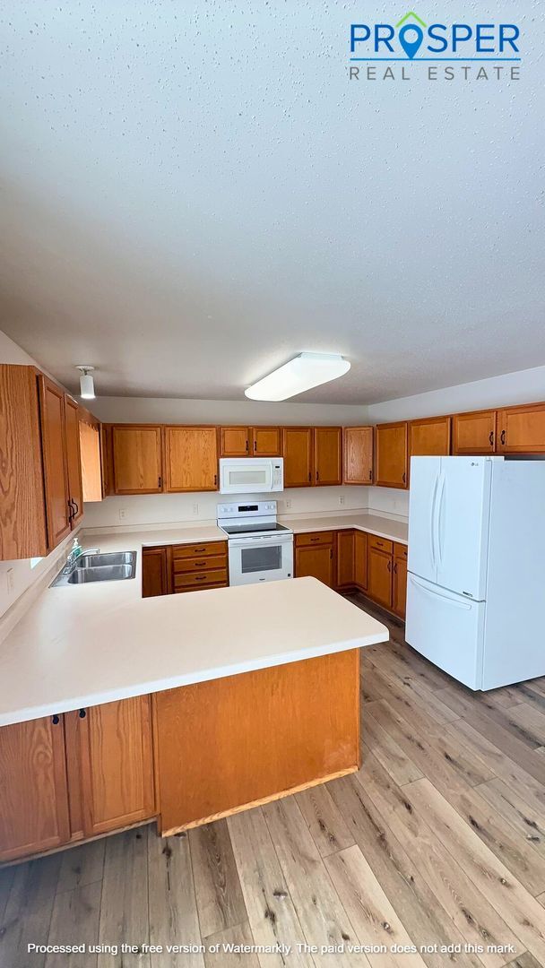 13511 43rd Ave-Unit -FO13513 in Chippewa Falls, WI - Building Photo - Building Photo