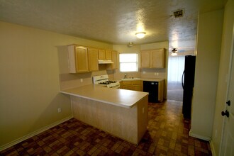 3748 Marielene Cir in College Station, TX - Building Photo - Building Photo