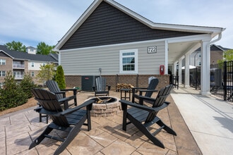 The Grand at Union Cross in Kernersville, NC - Building Photo - Building Photo