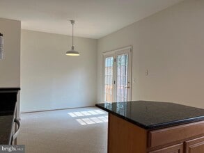 14288 Glade Spring Dr in Centreville, VA - Building Photo - Building Photo