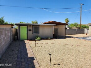 2507 E Campo Bello Dr in Phoenix, AZ - Foto de edificio - Building Photo