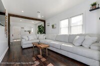 215 Webster Ave photo'