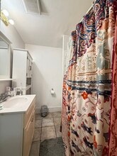 60 Egmont St, Unit 1 in Brookline, MA - Building Photo - Building Photo