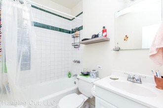 1057 N Hermitage Ave-Unit -#2R in Chicago, IL - Building Photo - Building Photo