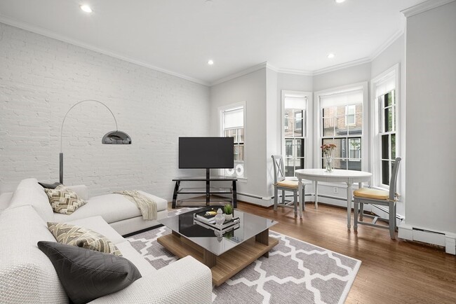 property at 11 Dartmouth Pl