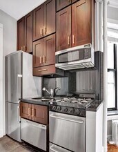 250 Mott St in New York, NY - Building Photo - Building Photo