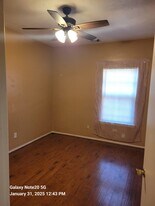 4732 Clover St in Houston, TX - Building Photo
