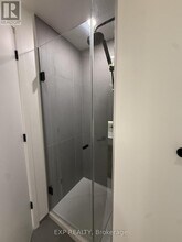 55 Charles St E in Toronto, ON - Building Photo - Building Photo