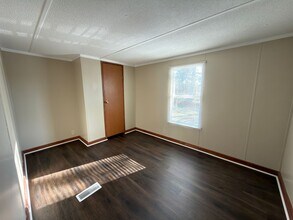 963 N Bucks Pocket Rd SE in Old Fort, TN - Building Photo - Building Photo