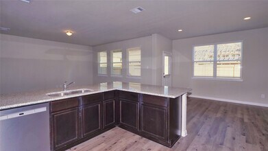 2225 Angie Kaye Dr in Conroe, TX - Building Photo - Building Photo