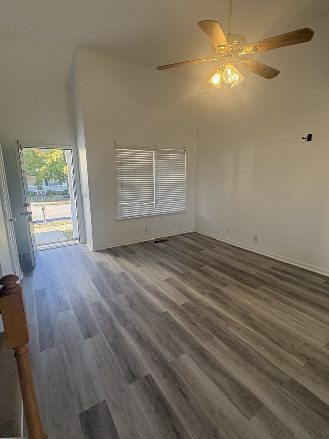 7165 Legacy Dr in Antioch, TN - Building Photo - Building Photo