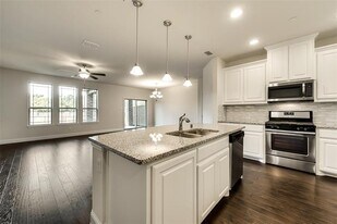 1245 Wiltshire Dr in Allen, TX - Building Photo