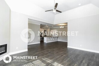 8821 Creek Run Rd in Fort Worth, TX - Building Photo - Building Photo
