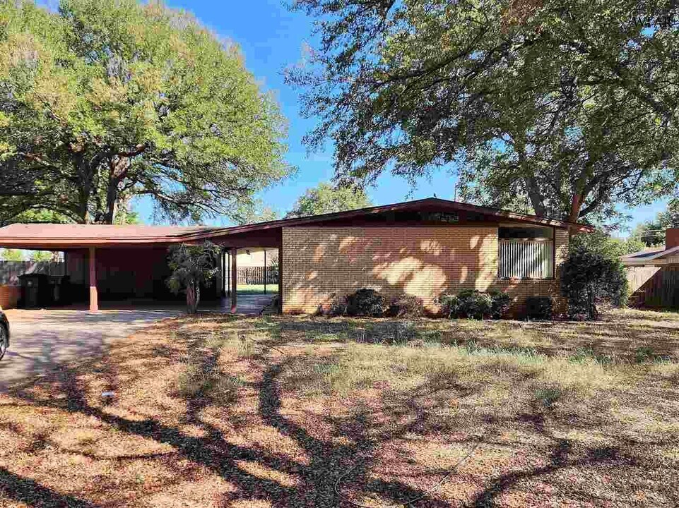 4508 Bermuda Ln in Wichita Falls, TX - Foto de edificio