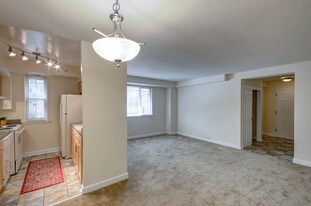 Barclay Apartments and Fairfax Court in Chevy Chase, MD - Building Photo