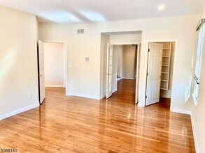 43 Rosewood Ct in Montgomery, NJ - Building Photo - Building Photo