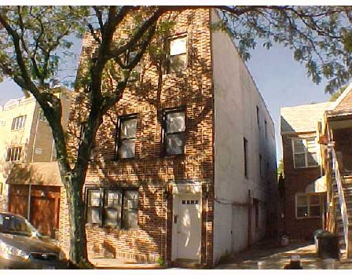 70 Battery Ave in Brooklyn, NY - Building Photo - Building Photo