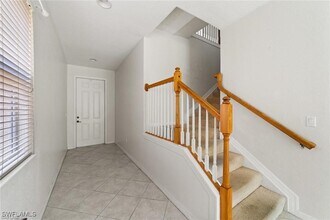 20244 Larino Loop in Estero, FL - Foto de edificio - Building Photo