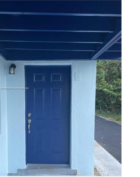 817 Grant St in West Palm Beach, FL - Building Photo