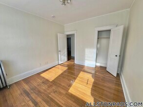 7 Price Rd in Boston, MA - Building Photo - Building Photo