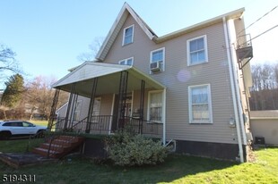 172 Musconetcong River Rd in Washington, NJ - Building Photo