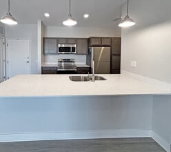 The Jade on Tremont in Davenport, IA - Foto de edificio - Building Photo