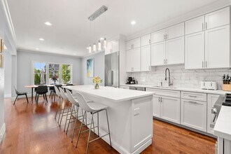 78 Waban Park in Newton, MA - Building Photo - Building Photo
