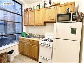 230 E 25th St in New York, NY - Foto de edificio - Building Photo