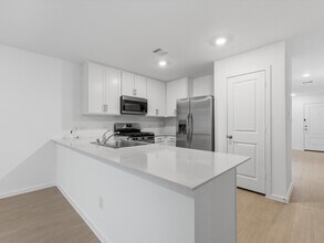 25409 Carnation Ct in Montgomery, TX - Building Photo - Building Photo