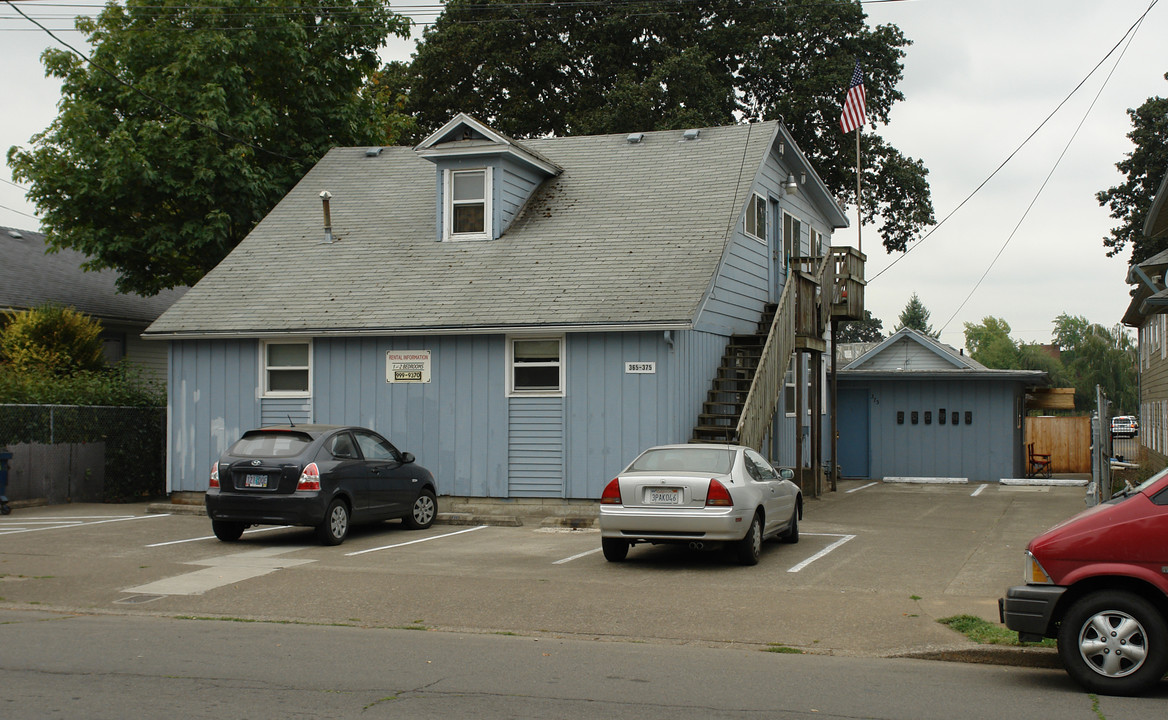 365-375 14th St SE in Salem, OR - Building Photo