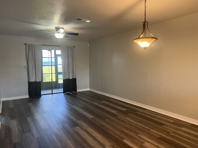 25225 Rampart Blvd in Port Charlotte, FL - Building Photo - Building Photo